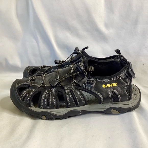 Hi-Tec Hiking Sandals - Picture 5 of 7